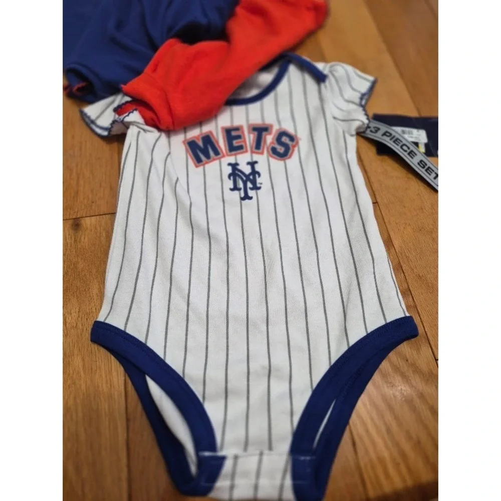 New York Mets MLB Genuine Lot Of 3 Infant One Piece Bodysuits 18M NEW